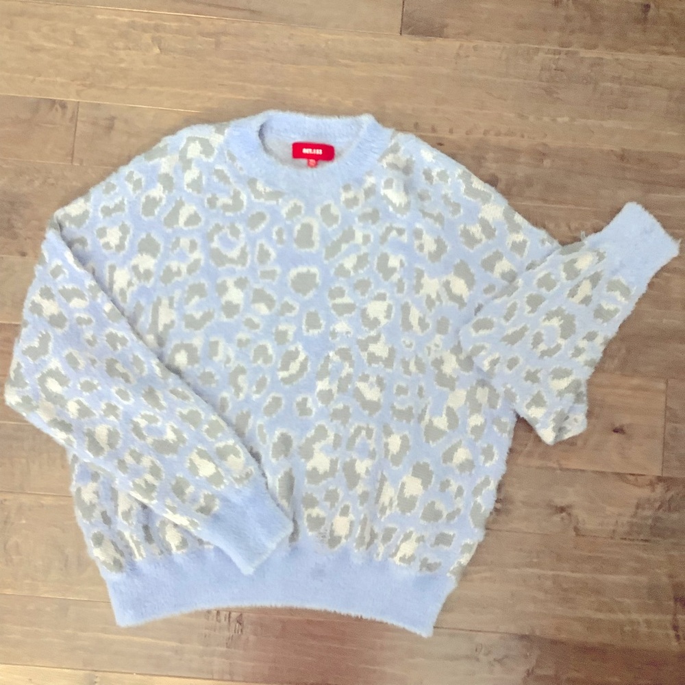 net.153 Pullover Super Soft Crew Neck Sweater, Size M/L